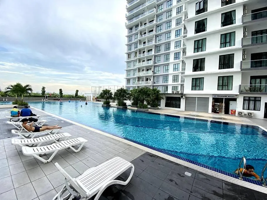 Hck10 Platino Projector /3Min Walk Paradigm/Sutera Jb Johor Bahru Apartment