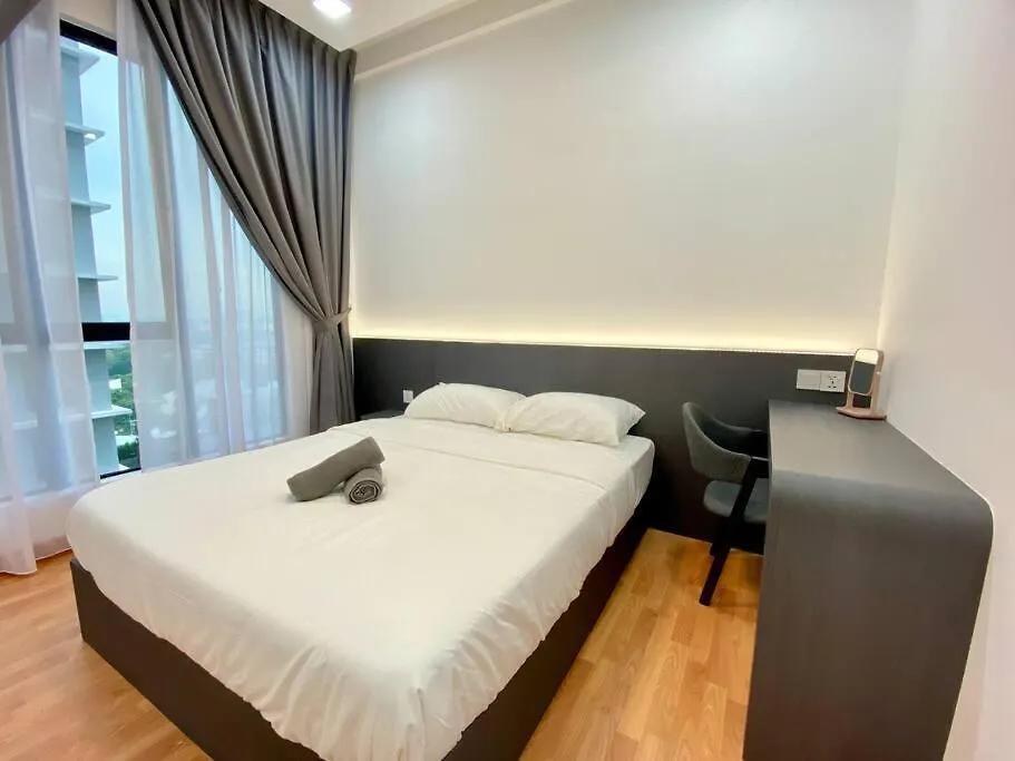 Hck10 Platino Projector /3Min Walk Paradigm/Sutera Jb Johor Bahru Apartment