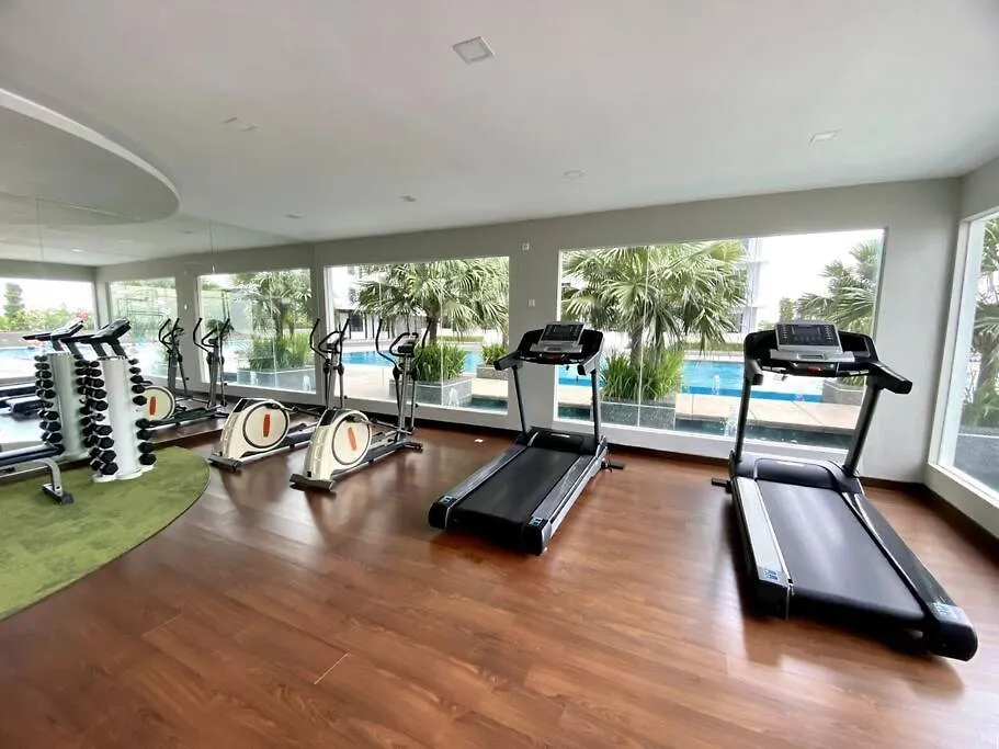 Apartment Hck10 Platino Projector /3Min Walk Paradigm/Sutera Jb Johor Bahru